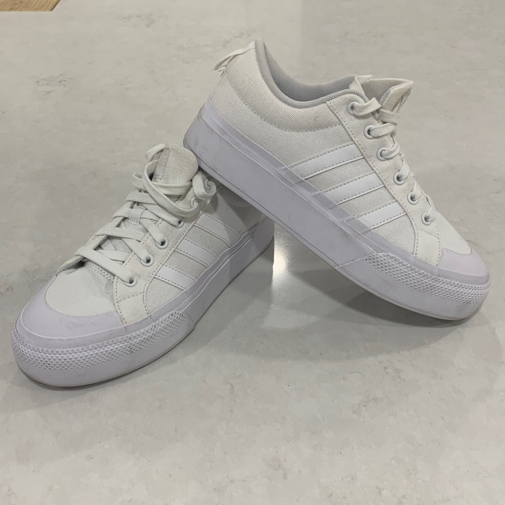 Adidas White Canvas Sneakers Size 8.5 white - Picture 8 of 11
